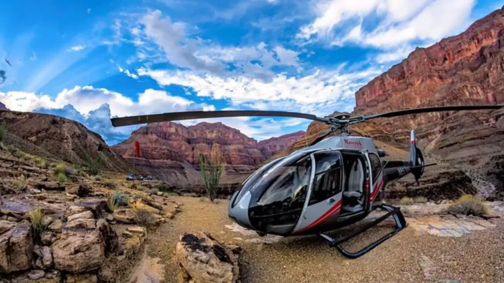  Antelope Canyon and Grand Canyon Helicopter Tour