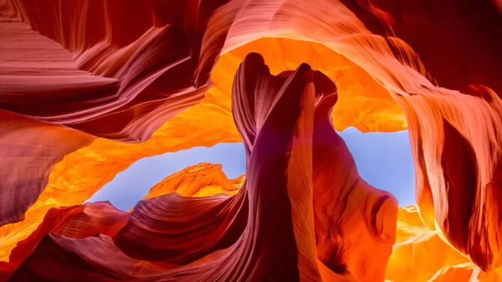Antelope Canyon and Monument Valley Combo Tour